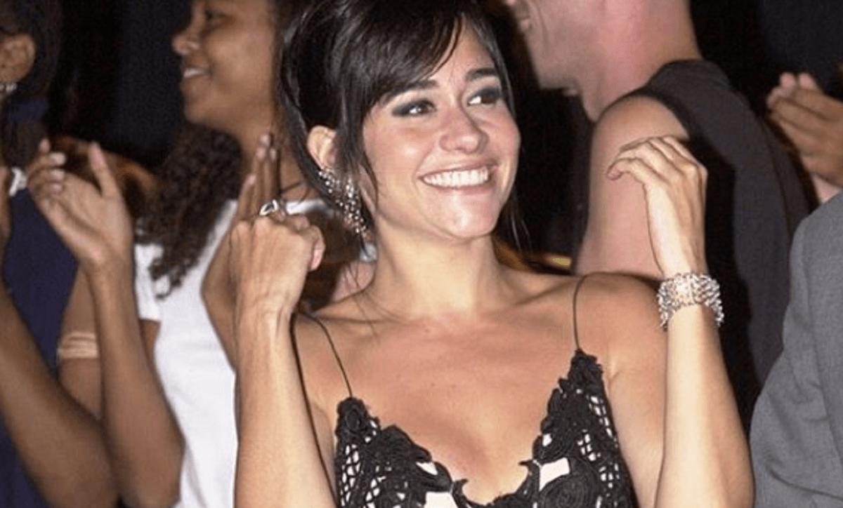 Alessandra Negrini ostenta corpão em forma, aos 49 anos: “Perfeição”