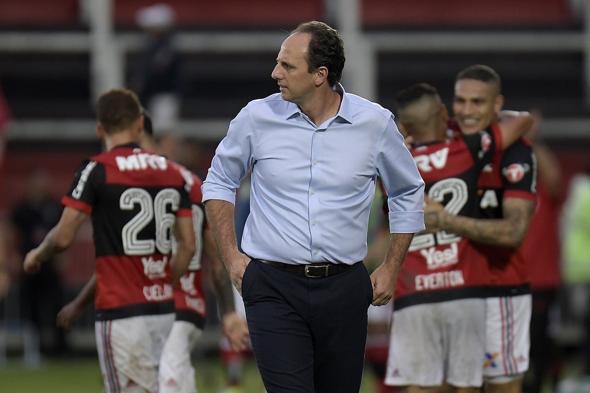 TREINADOR ROGÉRIO CENI NOS ULTIMOS TRÊS MESES