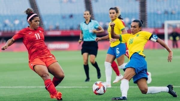 A seleção brasileira feminina perdeu nos pênaltis para o Canadá e foi eliminada das Olimpíadas