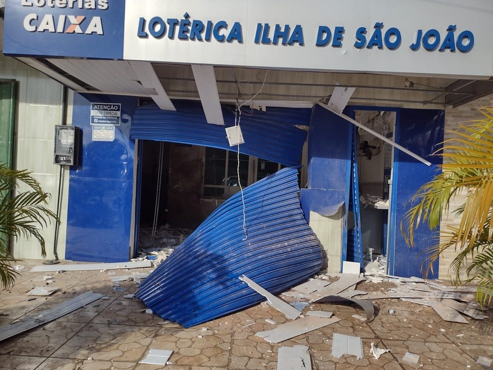 Morador relata pânico durante explosão de casa lotérica em Simões Filho