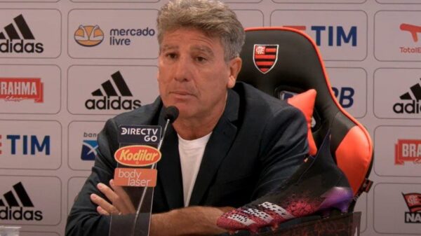 Renato Gaúcho explica posicionamento de Andreas e assume responsabilidade pela eliminação do Flamengo