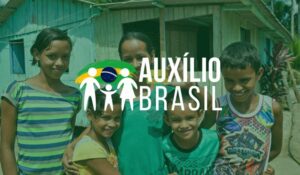 Bolsa Família x Auxílio Brasil