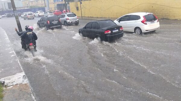 Chuva forte deve durar até domingo em Salvador