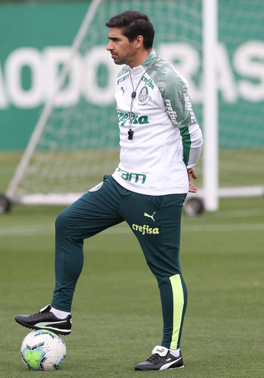 Em possível renovação com Palmeiras Empresário de Abel Ferreira garante permanência do técnico No Clube