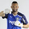 Weverton vibra ao completar 200 jogos pelo Palmeiras: ‘Que venham muito mais’