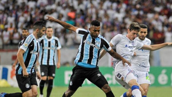 Bahia ganha do Grêmio por 3 a 1 e deixa zona de rebaixamento