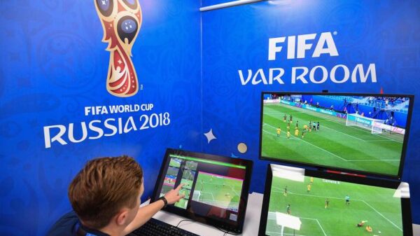 Mundial de Clubes ! Fifa testa tecnologia de impedimento automático
