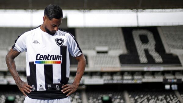 Botafogo anuncia renovação de patrocínio com Centrum