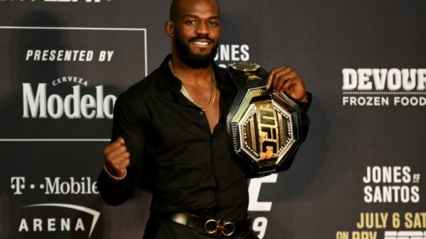 UFC Representante de Jon Jones se reúne para discutir volta do ex-campeão: "Está pronto"