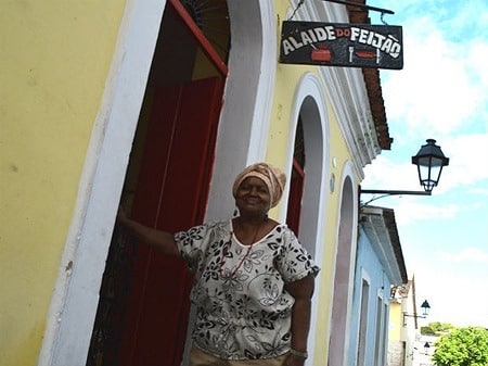 Morre Alaíde do Feijão