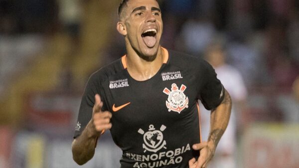 Gabriel- ex Corinthians ACERTA a contratação para o Inter