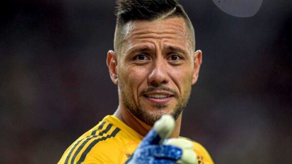 Flamengo: Diego Alves pode seguir como desfalque e zagueiro retorna para o Fla-Flu