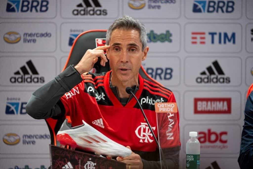 Flamengo encerra preparação para estreia do time principal e de Paulo Sousa, nesta quarta