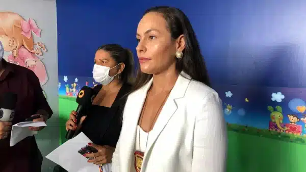 'A frieza me assustou', diz delegada sobre depoimento de mãe que espancou criança de 2 anos em Manaus