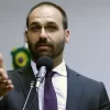 Deputado ironiza roubo de celular de prefeita de Lauro de Freitas