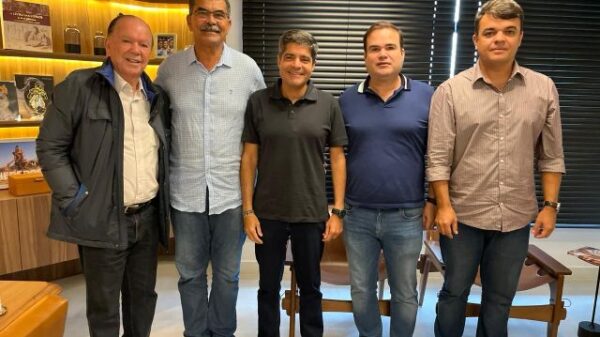 Prefeitos do PP oficializam apoio à pré-candidatura de ACM Neto