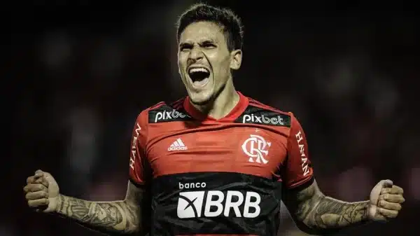 Flamengo quer Pedro em campo em jogos-chave até definir futuro