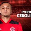 Everton Cebolinha desembarca no Rio para assinar com o Flamengo: 'Um sonho vestir essa camisa'