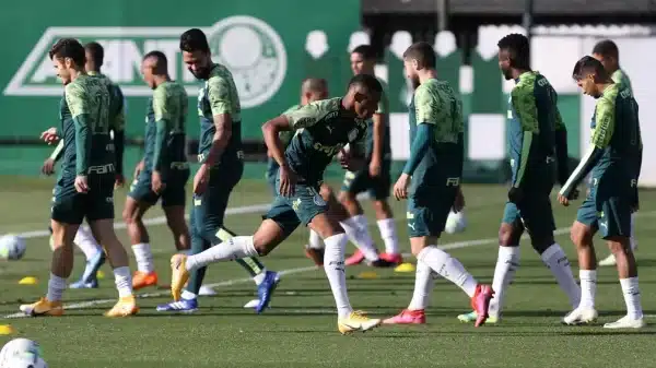 Palmeiras encerra preparação para enfrentar o Atlético-MG; veja provável time