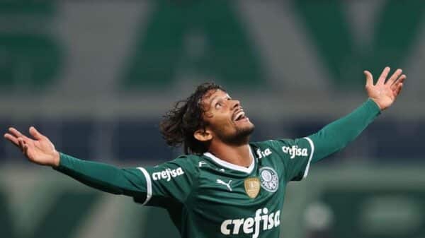 Scarpa, do Palmeiras, está livre para assinar pré-contrato com outro clube