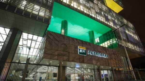 Petrobras reduz preço do gás de cozinha em 6%