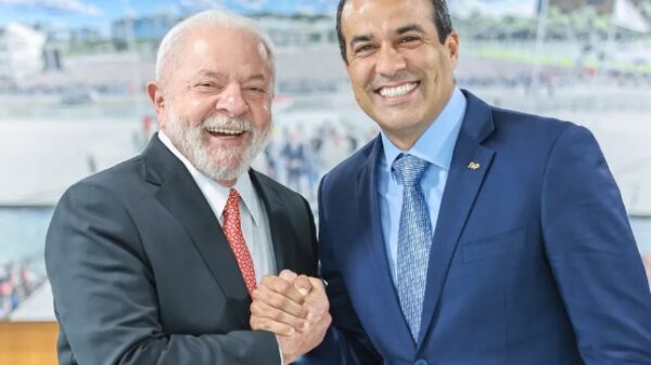 Bruno Reis se reuniu com o presidente Lula nesta segunda — Foto: Ricardo Stuckert / PR