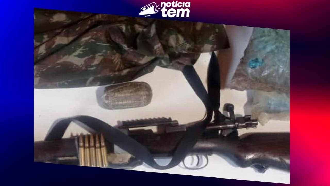 Polícia Militar apreende fuzil, granada e drogas em operação em Salvador
