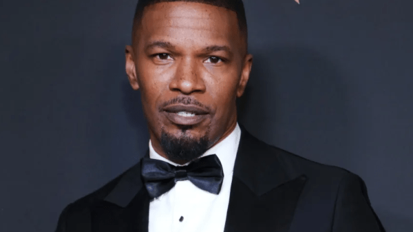 Ator Jamie Foxx se manifesta pela 1ª vez após internação: “Agradeço todo o amor”