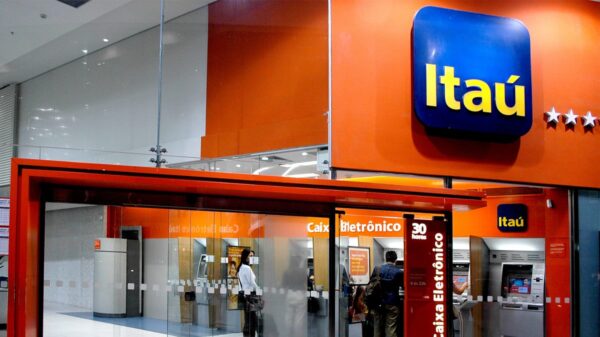 App do Itaú tem instabilidade e fica fora do ar nesta segunda-feira (7)