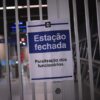 Estações de quatro linhas do Metrô da cidade de São Paulo e pelo menos nove linhas da CPTM foram fechadas.