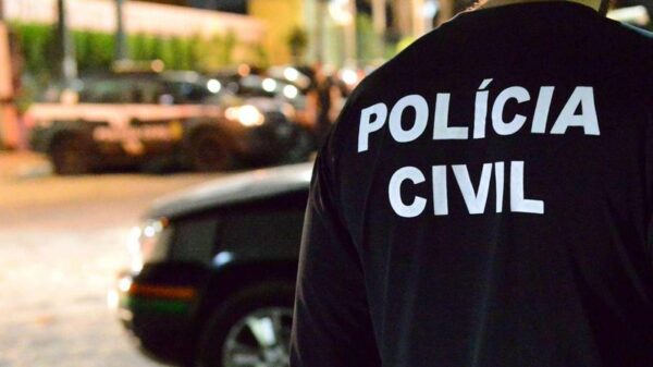 Polícia encontrou as drogas durante revista; adolescente foi apreendida | Bnews - Divulgação Divulgação/PCCE
