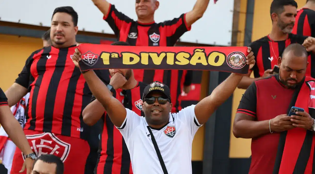 Vitória sai do fundo do poço no Z-4 da Série C para a elite do futebol brasileiro