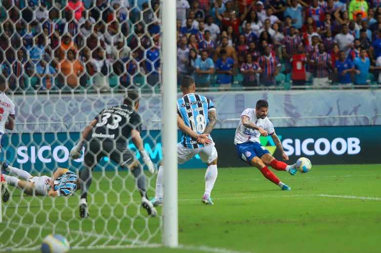 Único gol da partida foi marcado por Everaldo, aos 16 minutos da primeira etapa de jogo.