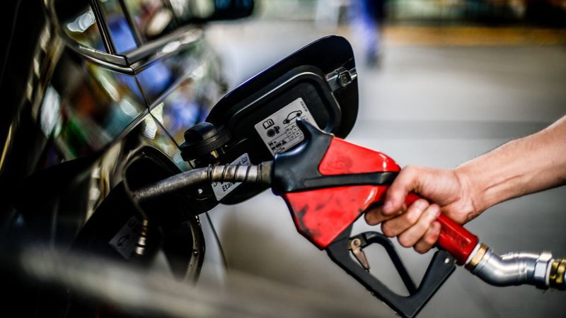 Ajuste no preço da gasolina foi anunciado pela Acelen nesta quinta (18) | Bnews - Divulgação Marcello Casal Jr/Agência Brasil