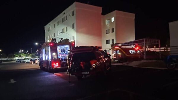 Pai, mãe e dois filhos estavam em apartamento em condomínio em Uberlândia (MG) - Divulgação/Corpo de Bombeiros de Minas Gerais