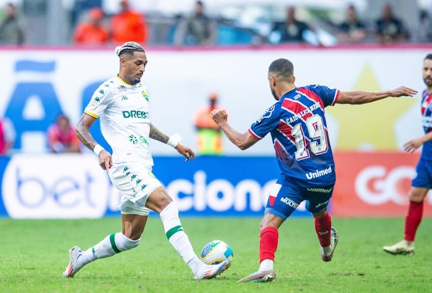 Cuiabá e Bahia se encaram pelo Brasileirão (Foto: Jhony Pinho/AGIF)