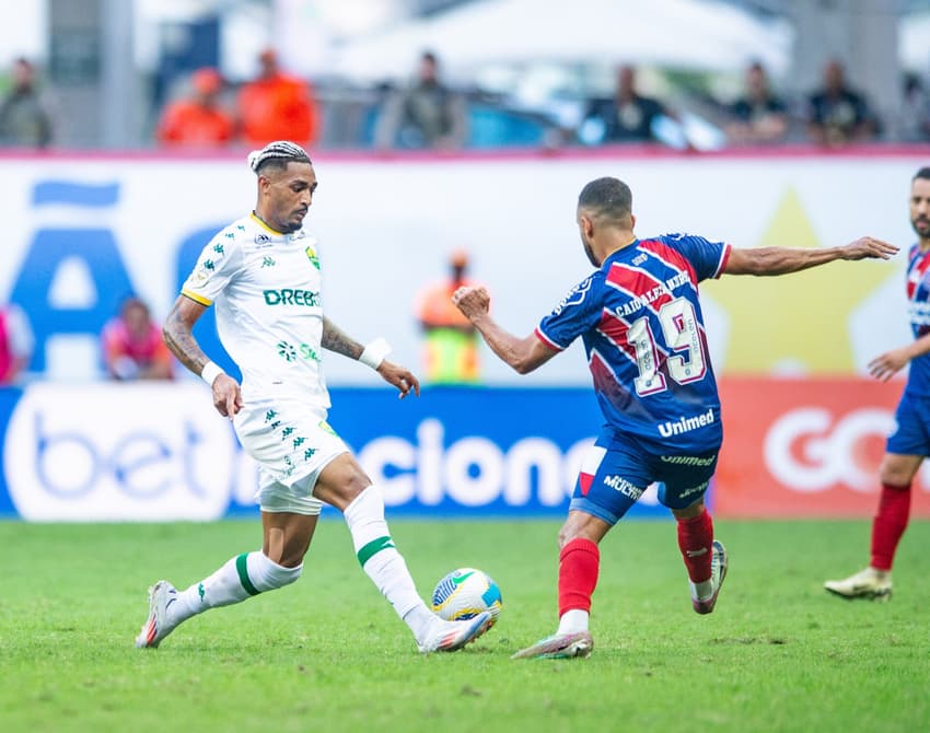 Cuiabá e Bahia se encaram pelo Brasileirão (Foto: Jhony Pinho/AGIF)