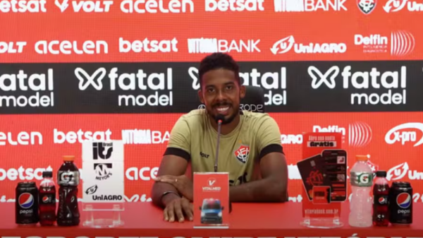 Willian Oliveira durante entrevista coletiva desta quinta-feira — Foto: Reprodução/TV Vitória