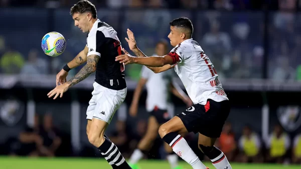 Vitoria x Vasco duelam pela 8ª rodada do Brasileirão Série A 2025 / Buda Mendes/GettyImages
