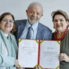 Presidente da República, Luiz Inácio Lula da Silva, durante nomeação e posse de Márcia Helena Carvalho Lopes como Ministra de Estado das Mulheres.Palácio do Planalto