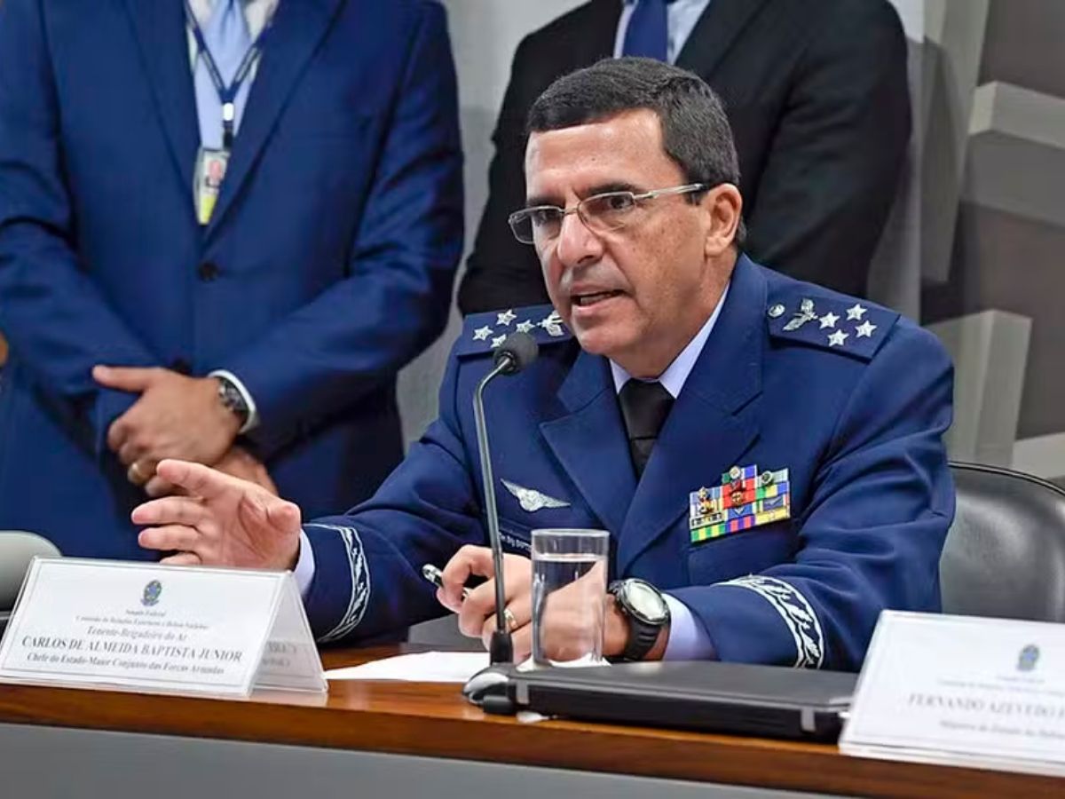 Tnente-brigadeiro Carlos de Almeida Baptista Junior foi ouvido em audiência nesta quarta-feira (21/5) no STF (Foto: Roque de Sá/Agência Senado)