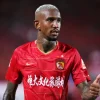 Talisca revela diálogo com Cadu sobre retorno ao Esquadrão - Foto: STR / AFP